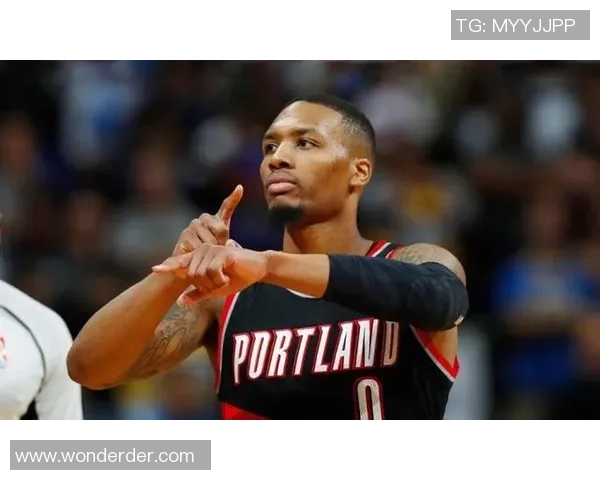 里德称迪林厄姆进步显著控卫能力提升突分更加从容关键